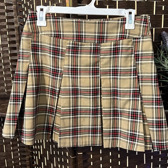 Ladies JOLT Plaid Pleated Mini Skirt Zipper Side Size Small - Picture 5 of 8